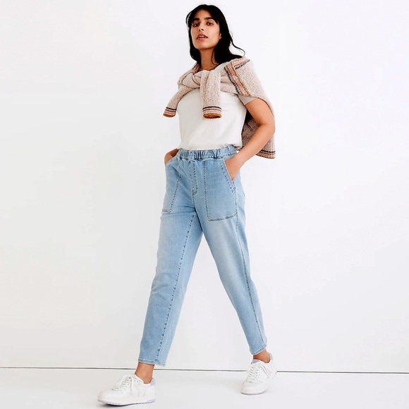 Madewell - Pull-On Relaxed Jeans - Bellview Wash - Picture 3 of 15